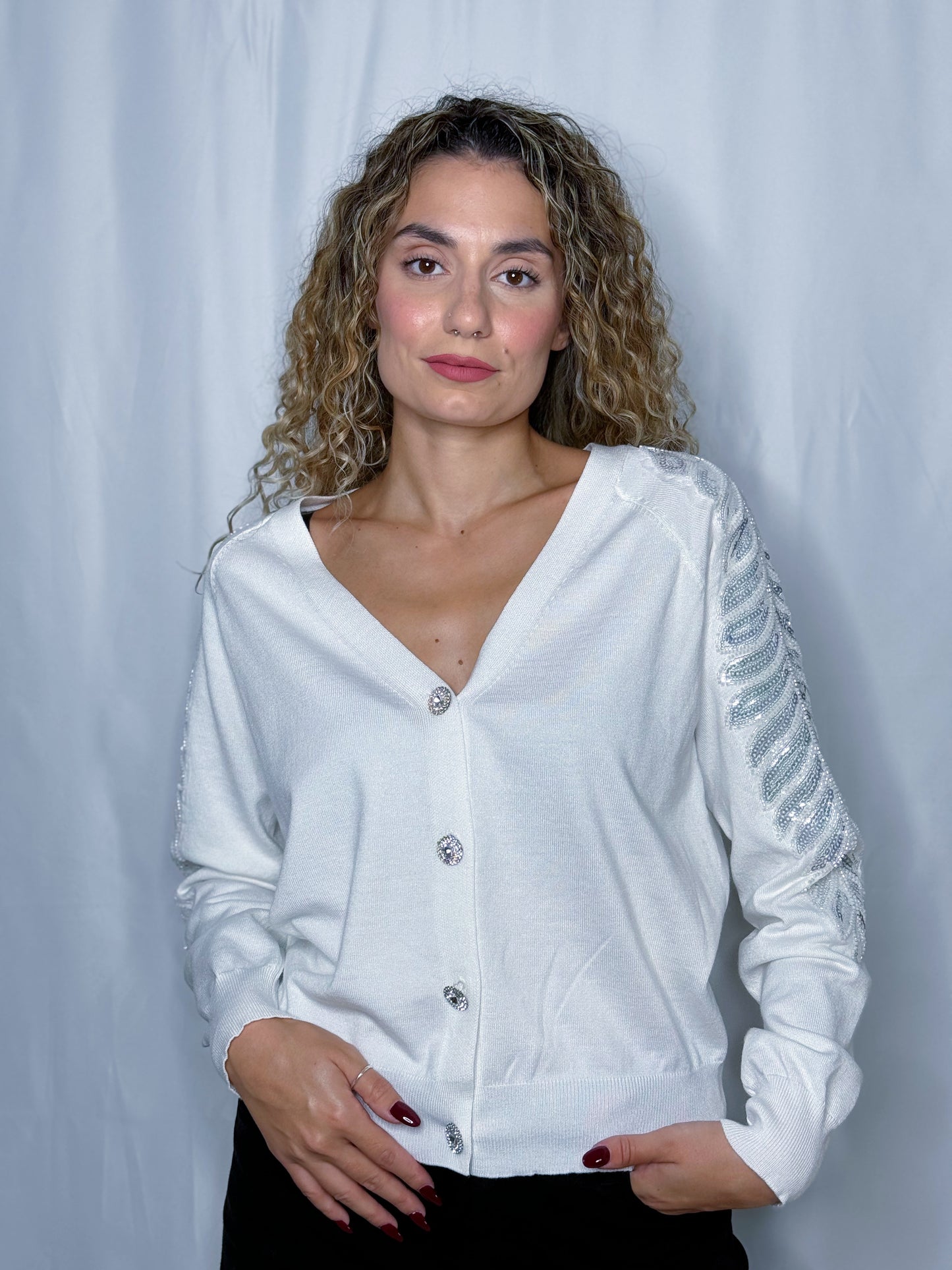 cardigan bianco con paillettes